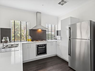555 Karrinyup Road, Stirling WA 6021
