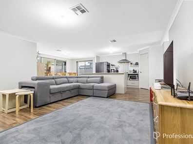 118A Fitzgerald Street, Beachlands WA 6530