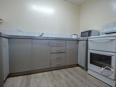16/2 Scadden Road, South Hedland WA 6722