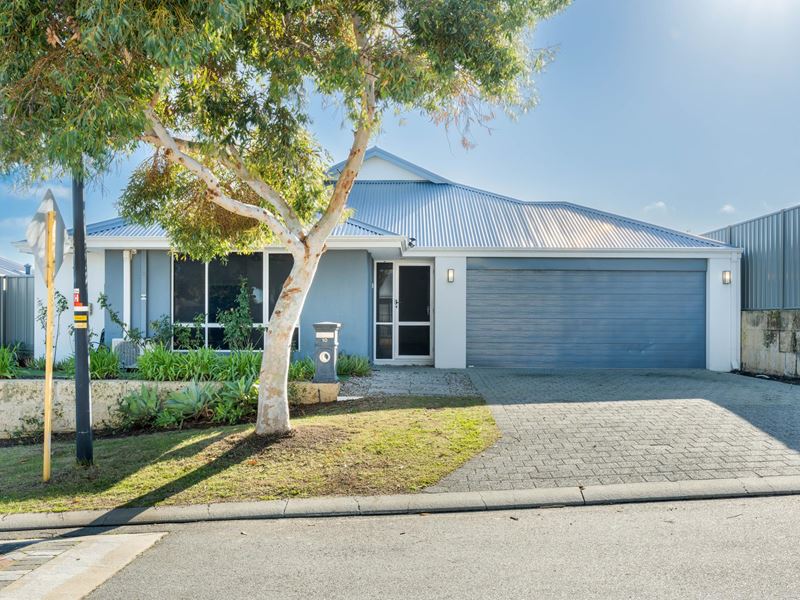 10 Yateley Way, Wellard WA 6170