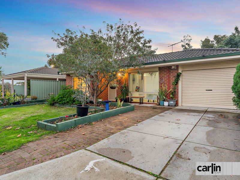16 Wah Court, Atwell WA 6164