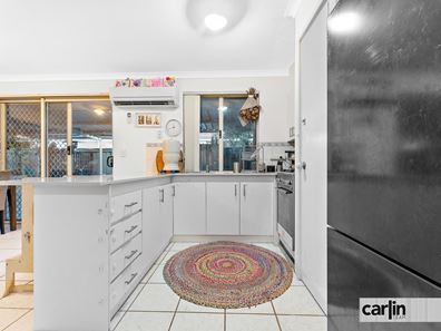 16 Wah Court, Atwell WA 6164