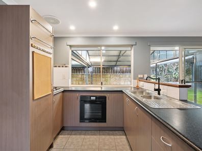 3 Morella Cross, Ellenbrook WA 6069