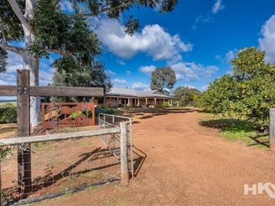 75 Hart Drive, Chittering WA 6084