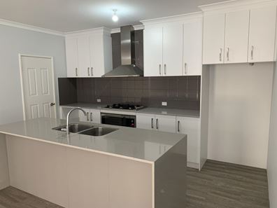 91 Pineroo Terrace, Ellenbrook WA 6069