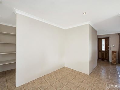 12 Adare Place, Coodanup WA 6210