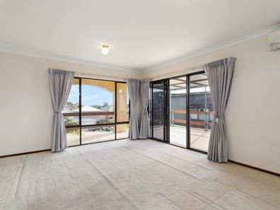 8 Grimsay Road, Ardross WA 6153
