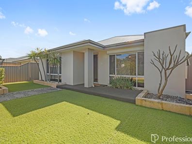 14B Sydenham Street, Beckenham WA 6107
