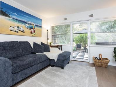 2/70-72 Broadway, Crawley WA 6009