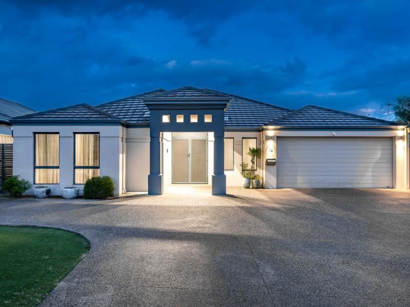 10 Lopez Way, Iluka