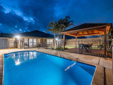 10 Lopez Way, Iluka WA 6028