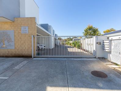 10/18 Elvire Street, Midland WA 6056