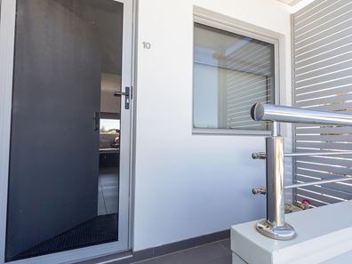 10/18 Elvire Street, Midland WA 6056