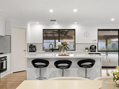 3 Kilmaine Road, Ridgewood WA 6030