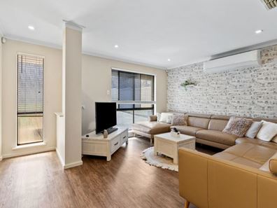 19A Gloves Place, Beechboro WA 6063
