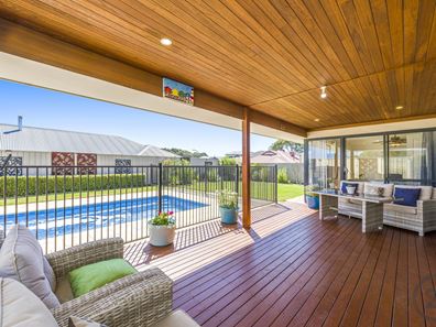 22 Dalwallinu Terrace, Dawesville WA 6211