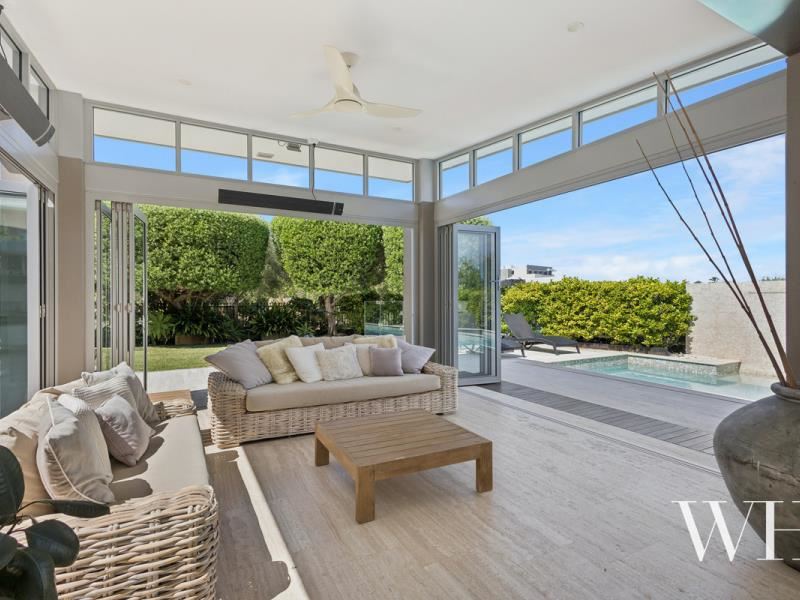 6 Bailey Lookout, Mosman Park