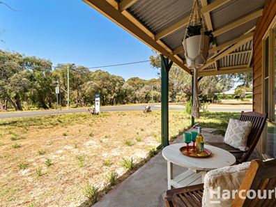 2 Fairway Terrace, Preston Beach WA 6215