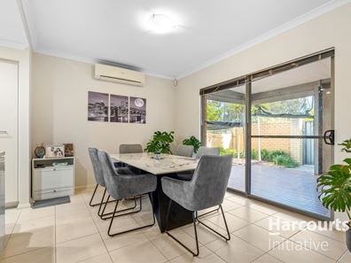 36/1 Pitta Corner, Success WA 6164
