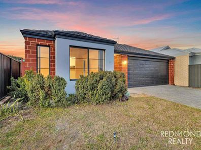 27 Avon Road, Yanchep WA 6035