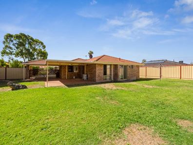 13 Dress Circle, Warnbro WA 6169