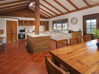 20 Windlemere Drive, Dunsborough WA 6281