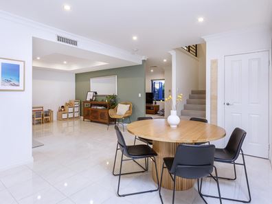 98a Surrey Road, Rivervale WA 6103