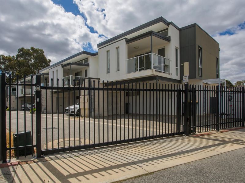 2/21 Wroxton Street, Midland