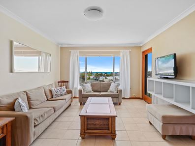 7/32 Shayne Street, Halls Head WA 6210