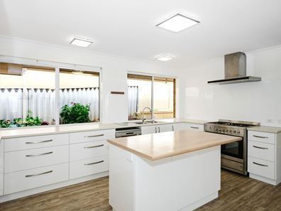 24 Corinna Street, Falcon WA 6210