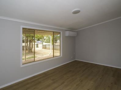 9 Lansdell Street, Mukinbudin WA 6479