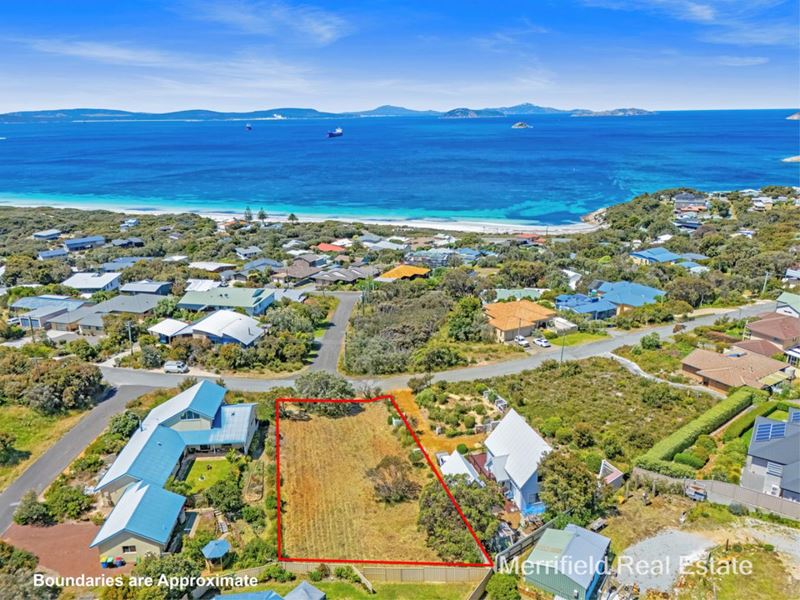 11 Caledonia Crescent, Goode Beach WA 6330