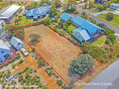 11 Caledonia Crescent, Goode Beach WA 6330