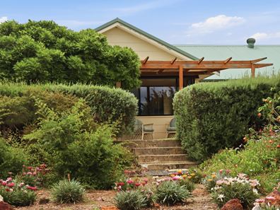 1 Highland Avenue, Bridgetown WA 6255