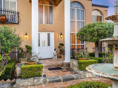 137 Seacrest Drive, Sorrento WA 6020