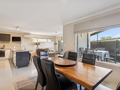 73b Bellazario Promenade, Aveley WA 6069