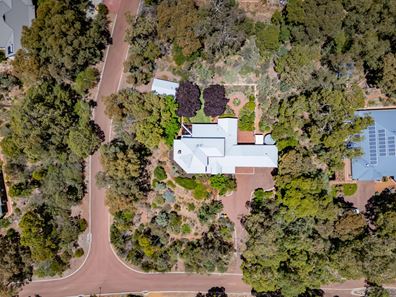 20 Frances Gregory Drive, Bedfordale WA 6112
