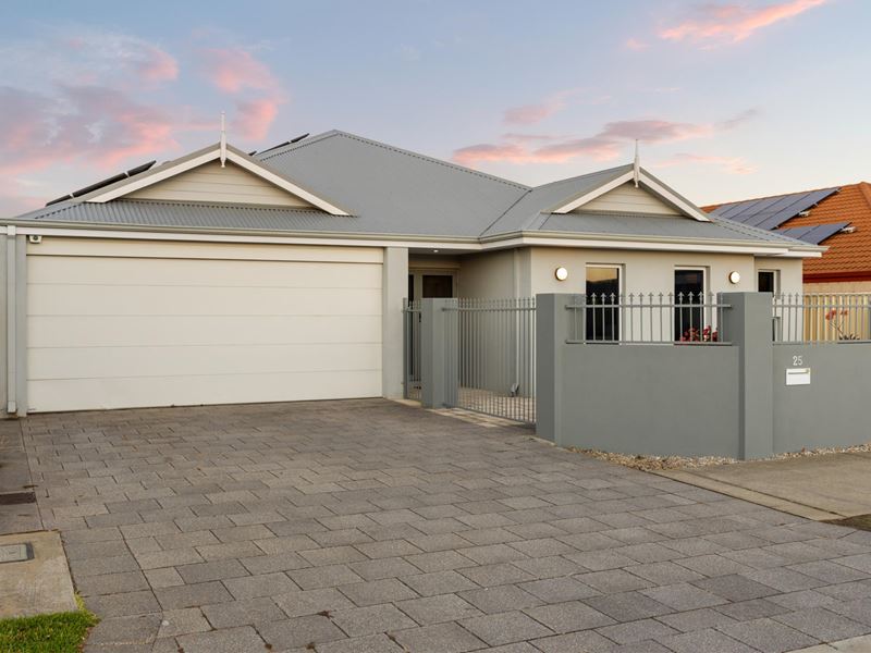 25 Marseille Gardens, Piara Waters