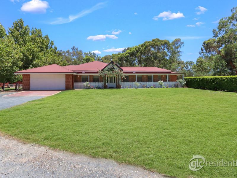 81 Kentucky Drive West, Darling Downs WA 6122