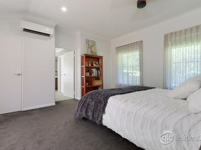 81 Kentucky Drive West, Darling Downs WA 6122