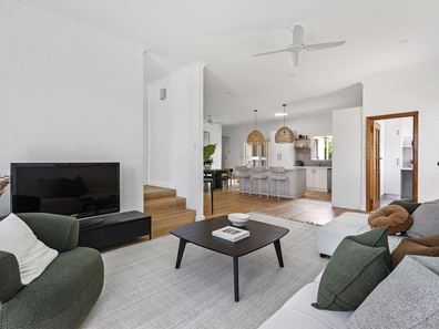 11 Elmton Way, Carine WA 6020