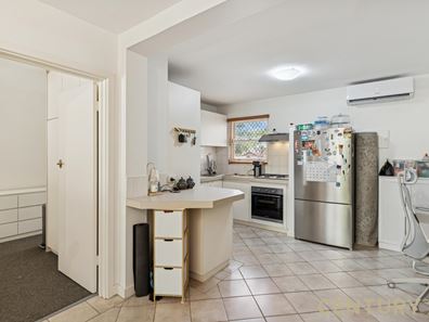 2/35 Mill Point Road, South Perth WA 6151