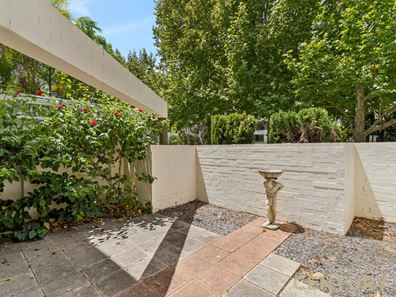 2/35 Mill Point Road, South Perth WA 6151