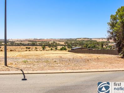6 Fairway Bend, Northam WA 6401