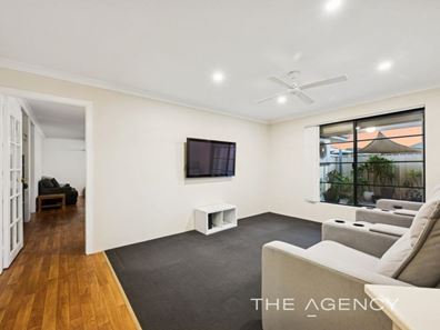 29 Sessilis Crescent, Wattle Grove WA 6107
