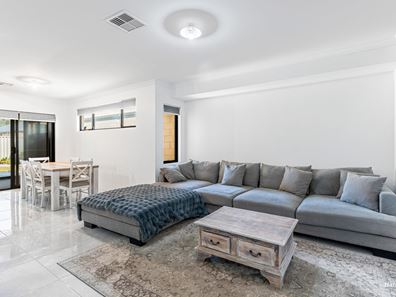 18 Vivacity Street, Hilbert WA 6112