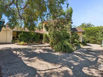 36B Traylen Road, Kalamunda WA 6076