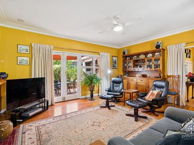 36B Traylen Road, Kalamunda WA 6076