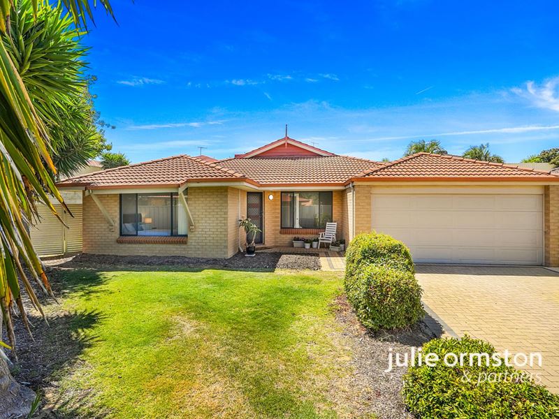 9 Birchgrove Way, Pearsall WA 6065