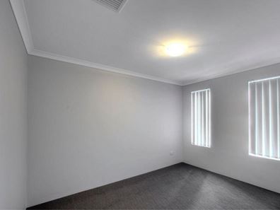 27 Lazuli Rise, Wellard WA 6170